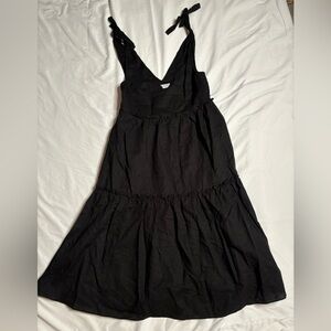 Petal and Pup Woman’s Long Black Linen Dress Size 4 Ruffles